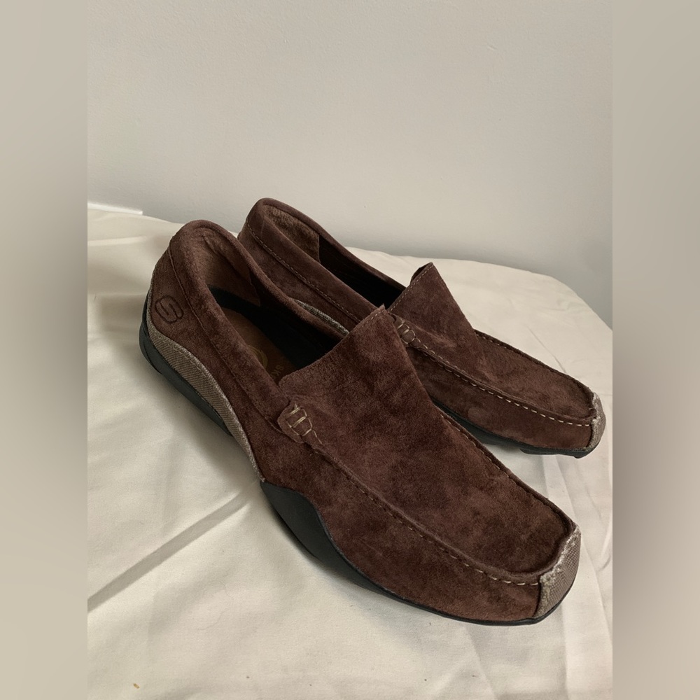 Mens Skechers size 11